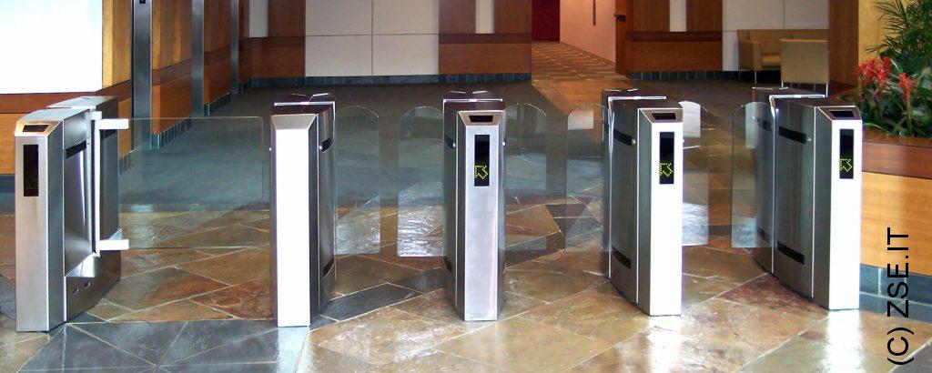 HG1 varco automatico ante in cristallo